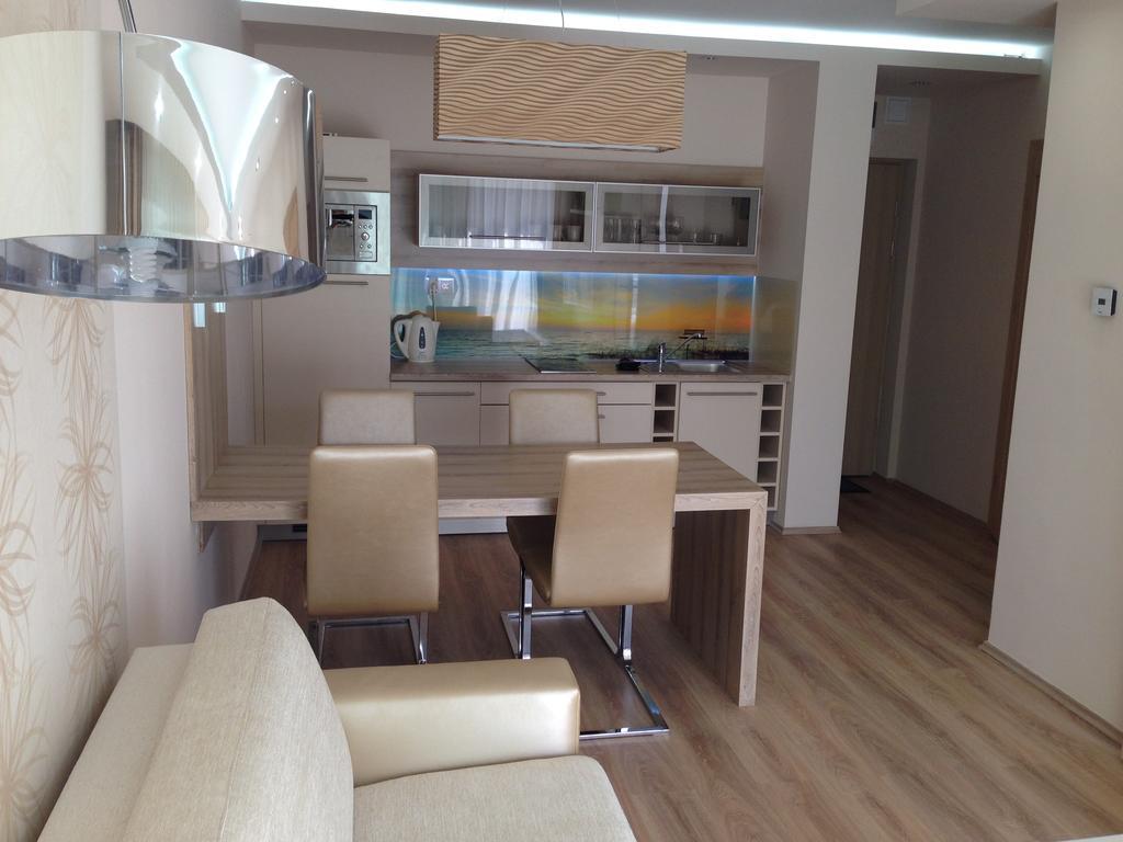 Villa Park Apartman Balatonfured Room photo